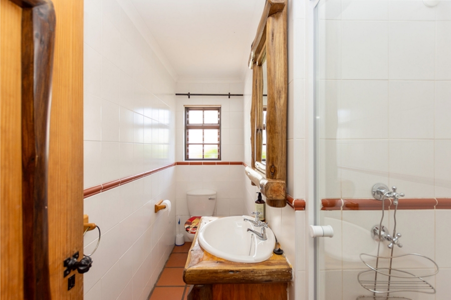5 Bedroom Property for Sale in Myburgh Park Western Cape